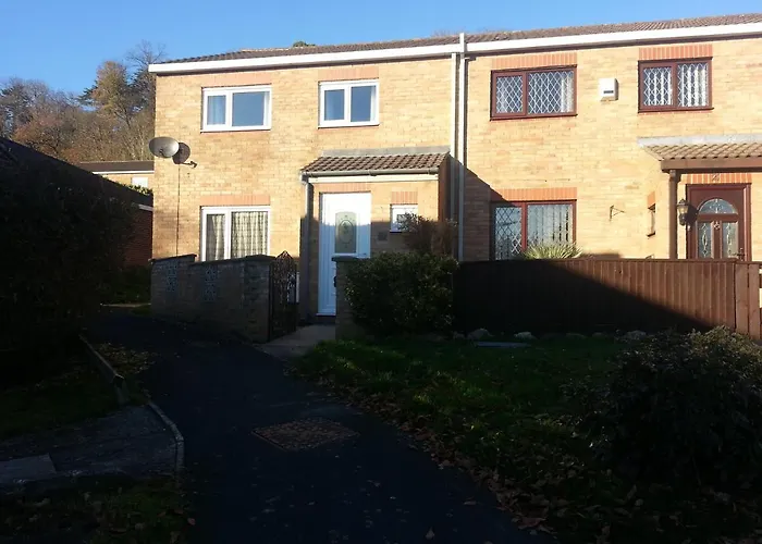 Immaculate 3-Bed House In Bristol With Fast Wifi